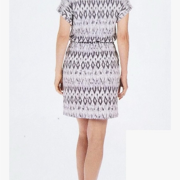 Dress - Picture 3 of 5